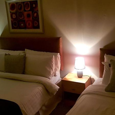 The Auld Triangle Bed and Breakfast Loughrea Eksteriør billede