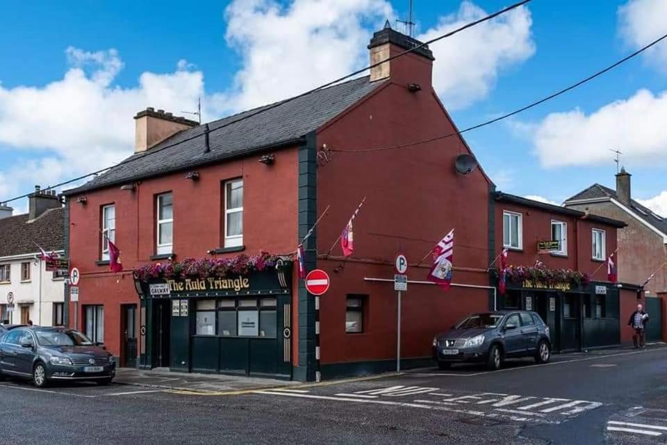 The Auld Triangle Bed and Breakfast Loughrea Eksteriør billede
